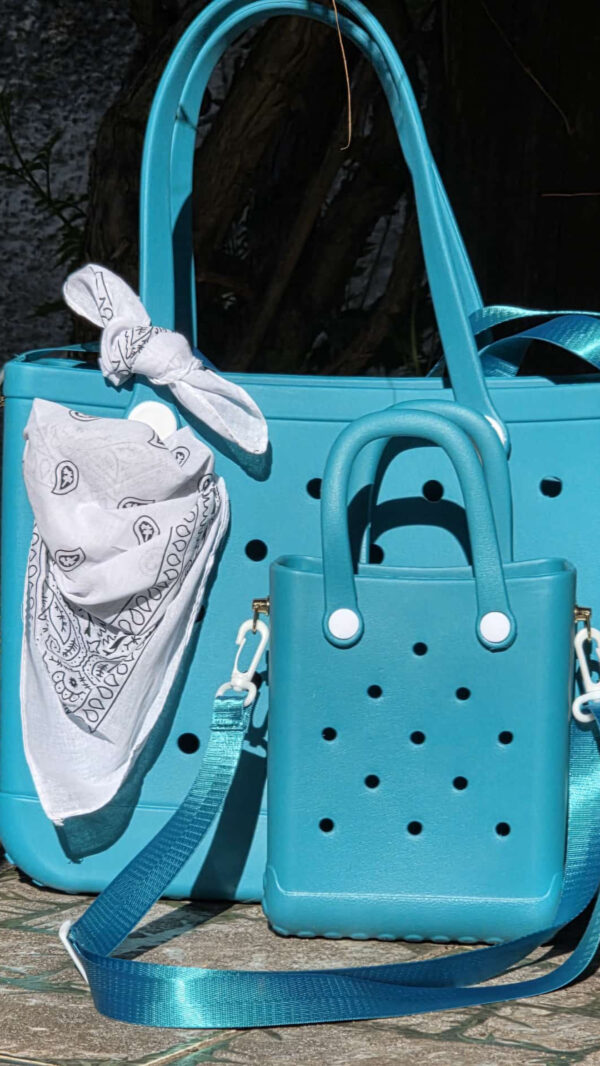 97295620-1CD1-4845-B0CE-859CF0CC0CD2 Bolso de Goma para Playa