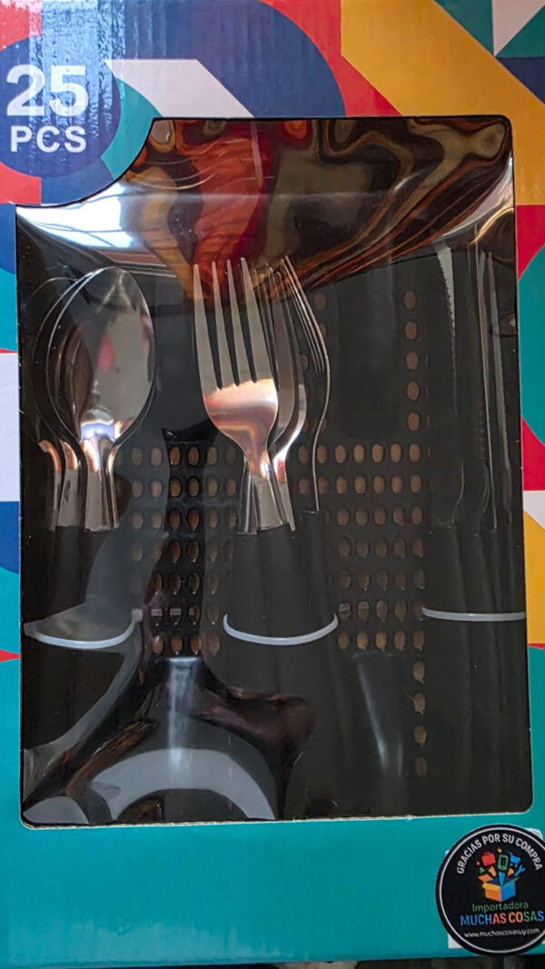 D99FEB7C-0E0C-4423-BC04-33177E453D53 Cubiertera + cubiertos . 25 pcs